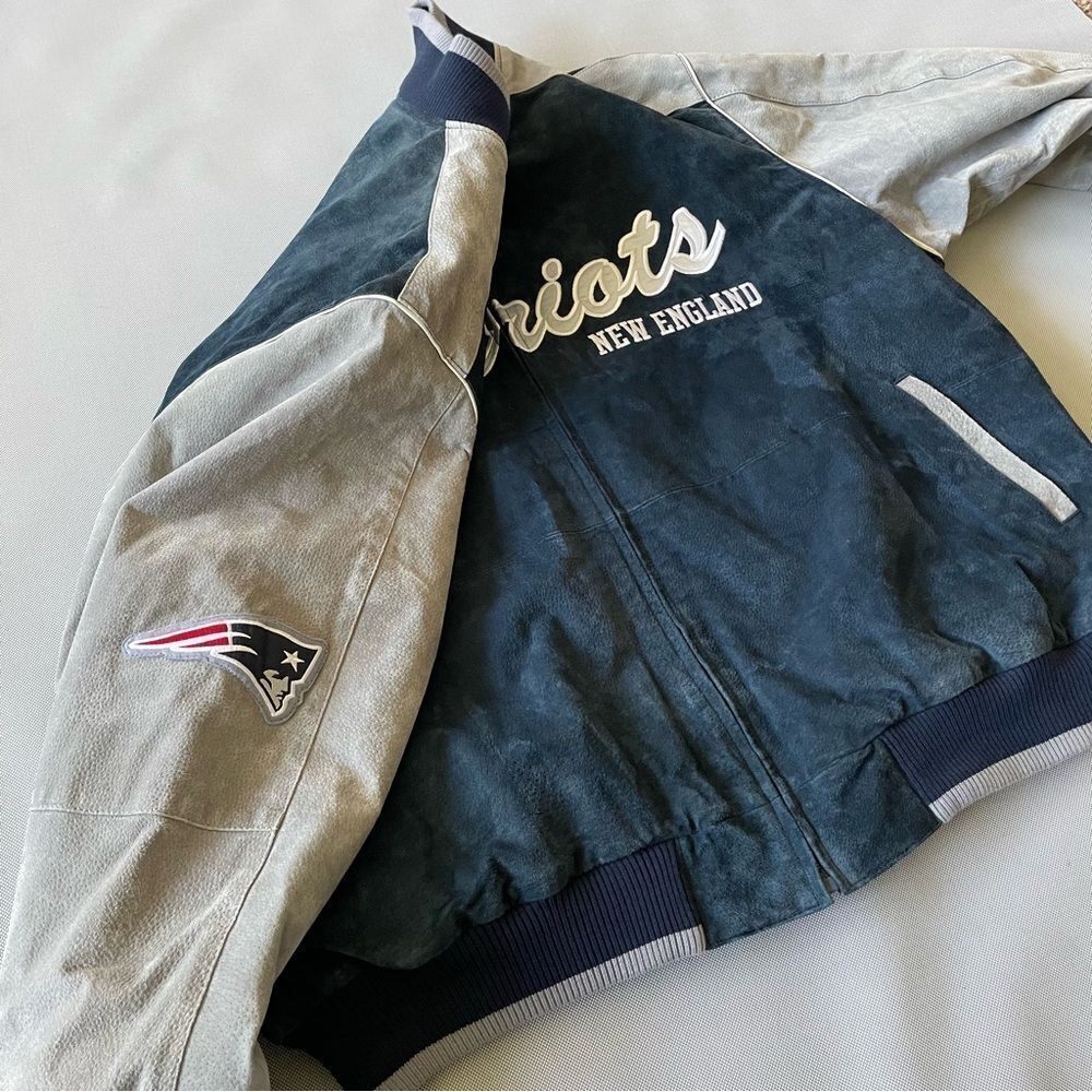 NFL Patriots Football Vintage Genuine Suede Leather Bomber Jacket EUC Men’s XXL - Picture 13 of 15